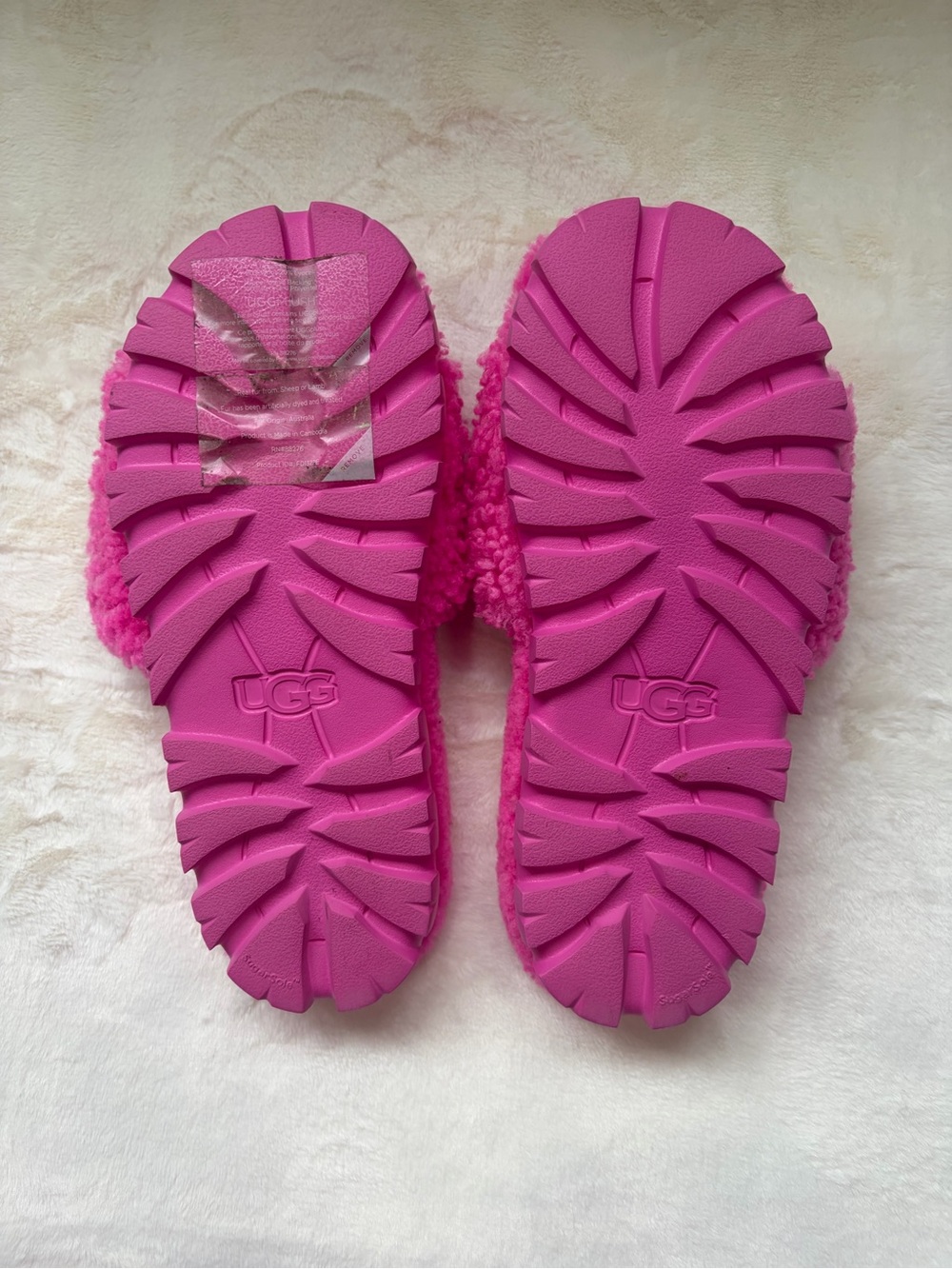 UGG Women's Sherpa Slide Slippers - Bright Pink - Picture 6 of 8